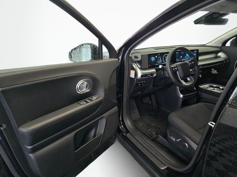 New 2026 Hyundai Ioniq 9 SE AWD/4WD image 18
