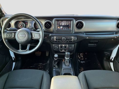 Used 2021 Jeep Wrangler Unlimited Sport AWD/4WD image 28