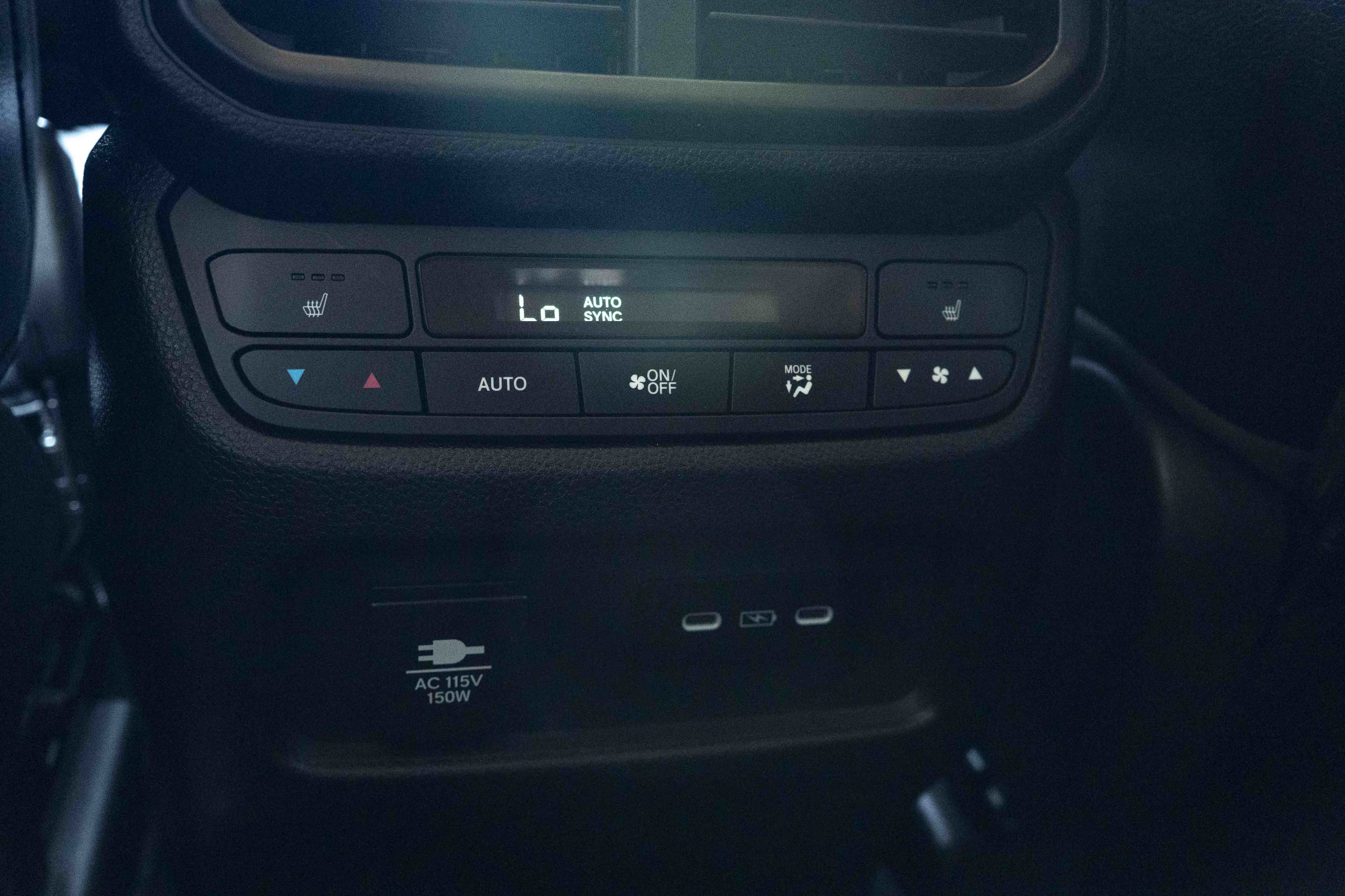 Certified 2025 Honda Pilot Elite image 42