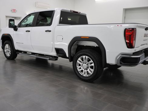 Used 2023 GMC Sierra 2500 Pro w/ Gooseneck/5TH Wheel Package AWD/4WD image 6