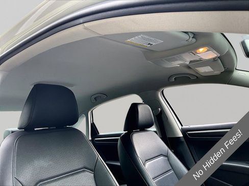 Used 2017 Volkswagen Passat 1.8T R-Line FWD image 18
