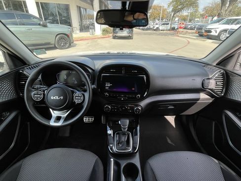 Used 2023 Kia Soul S image 10
