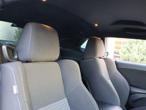 Used 2022 Dodge Challenger R/T w/ Blacktop Package image 9