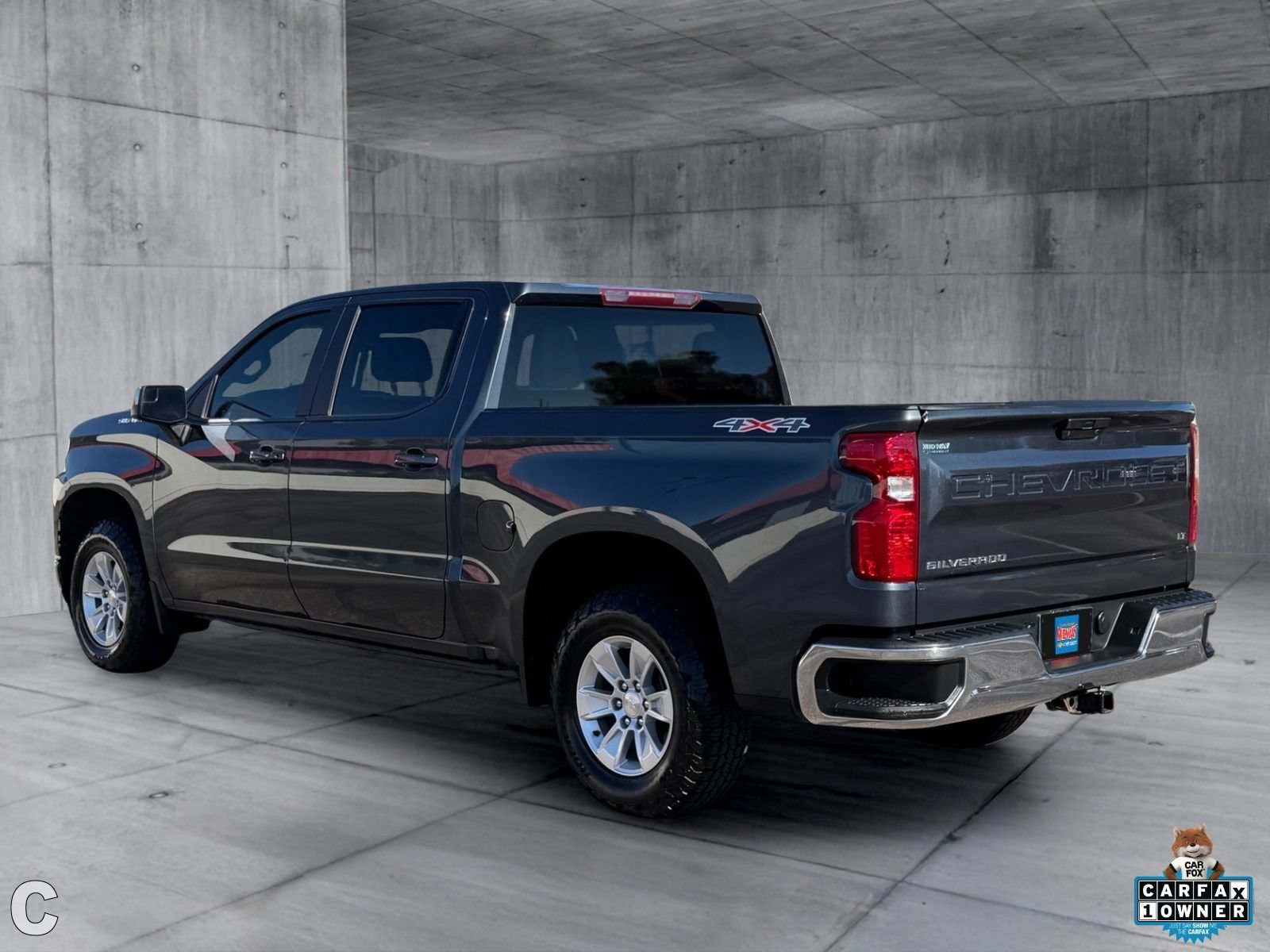 Certified 2022 Chevrolet Silverado 1500 LT AWD/4WD image 4