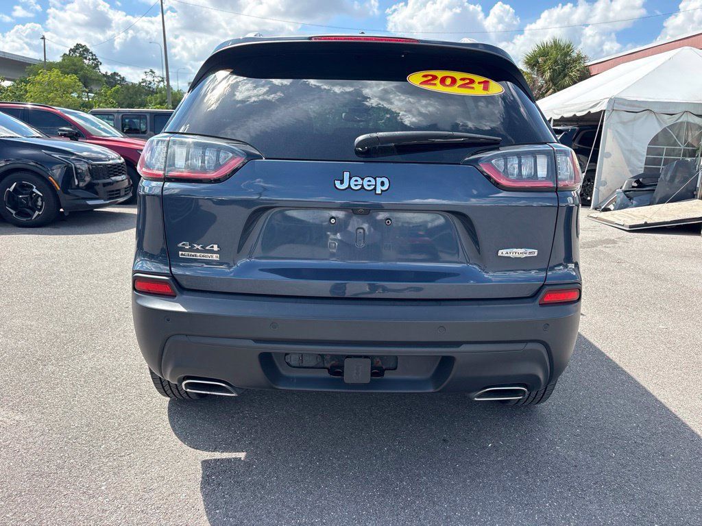 Used 2021 Jeep Cherokee Latitude Lux w/ Sun & Sound Group AWD/4WD image 4