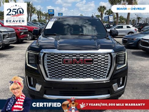 Used 2022 GMC Yukon Denali RWD image 3
