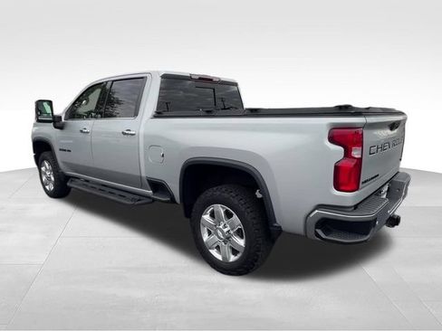 Certified 2020 Chevrolet Silverado 2500 LTZ w/ LTZ Plus Package AWD/4WD image 4