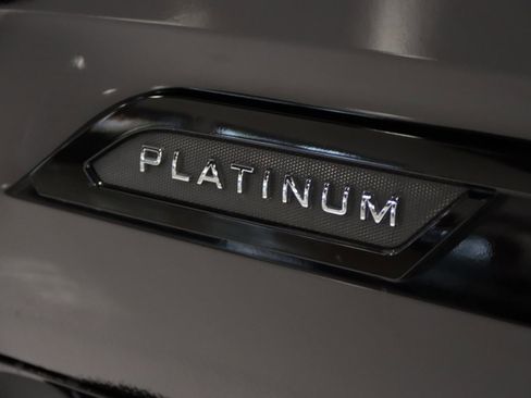 Used 2022 Toyota Tundra Platinum image 17