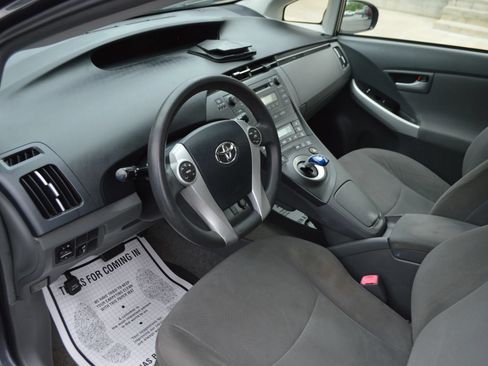 Used 2011 Toyota Prius Two FWD image 14