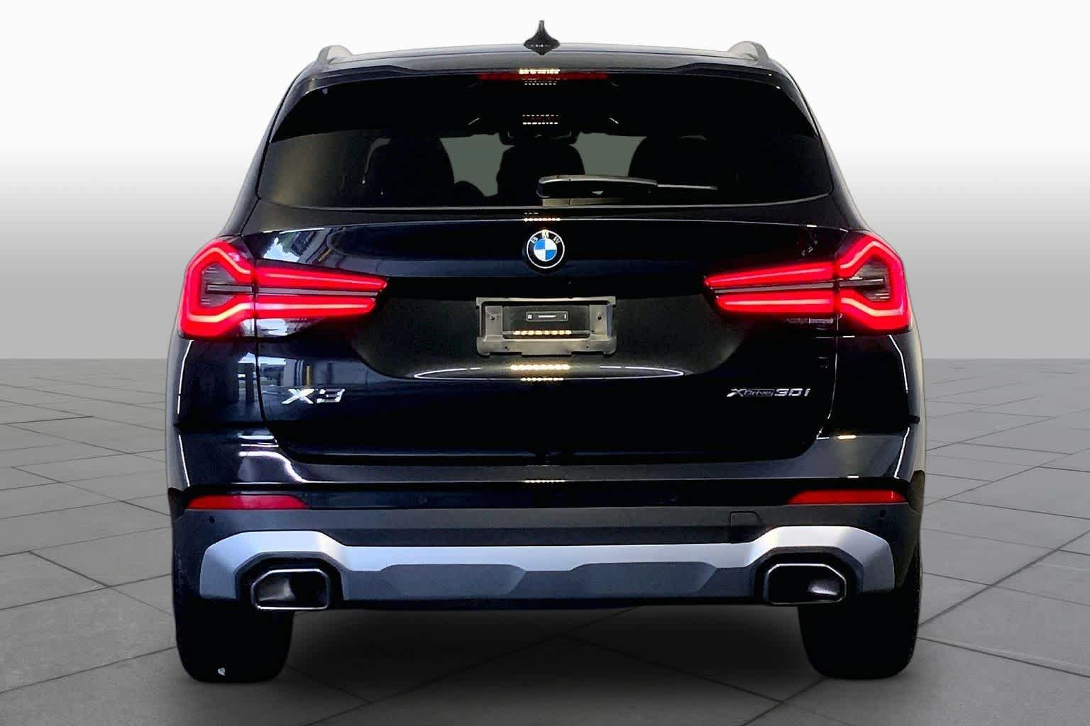 Used 2024 BMW X3 xDrive30i w/ Premium Package AWD/4WD image 5