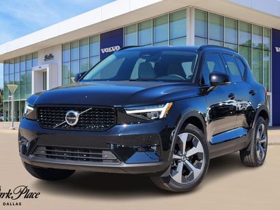 Certified 2025 Volvo XC40 B5 Plus w/ Protection Package Premier