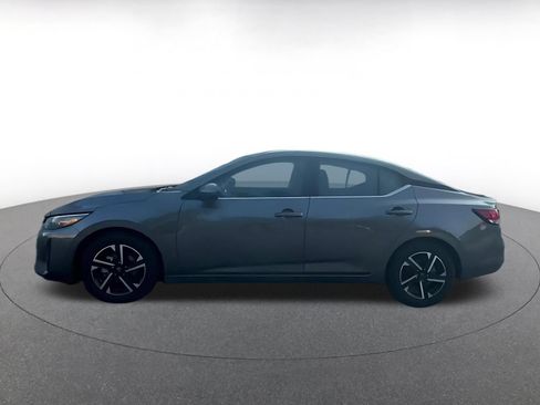Used 2025 Nissan Sentra SV FWD image 8