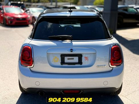 Used 2015 MINI Cooper 4-Door Hardtop FWD image 6