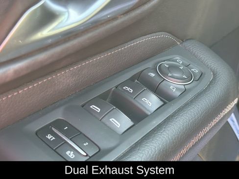 Used 2021 GMC Yukon XL Denali RWD image 17