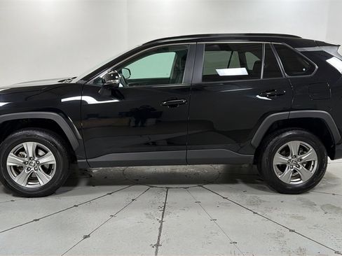Used 2024 Toyota RAV4 XLE image 8