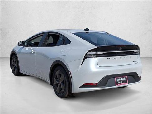 New 2026 Toyota Prius Plug-In Hybrid image 8