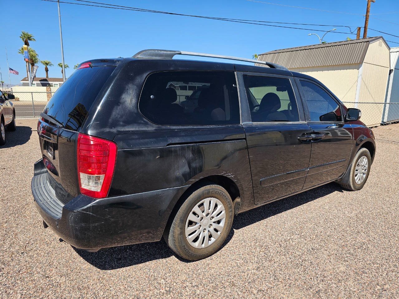 Used 2014 Kia Sedona LX FWD image 4