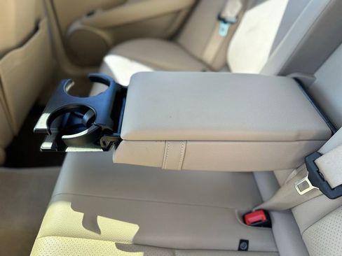 Used 2014 Mercedes-Benz C 250 C 250 image 33