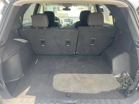 Used 2021 Chevrolet Equinox LT FWD image 17