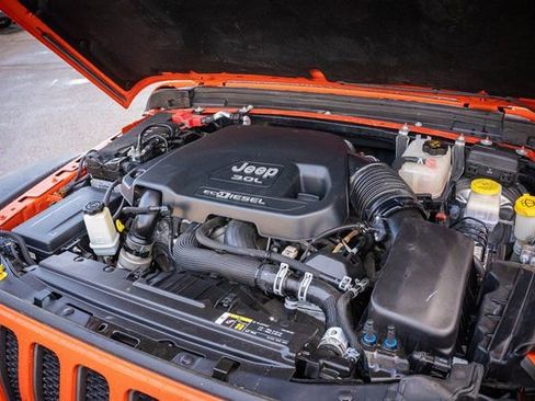 Used 2020 Jeep Wrangler Unlimited Rubicon w/ LED Lighting Group image 35