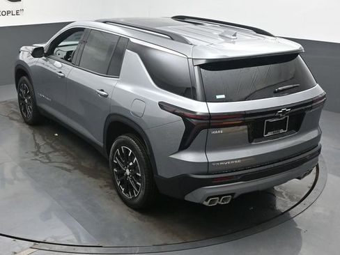 New 2026 Chevrolet Traverse LT w/ Sun and Wheel Package FWD image 20