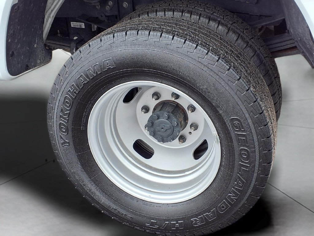 Used 2025 Ford F350 XLT AWD/4WD image 8