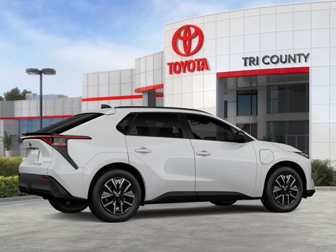 New 2026 Toyota bZ FWD image 11
