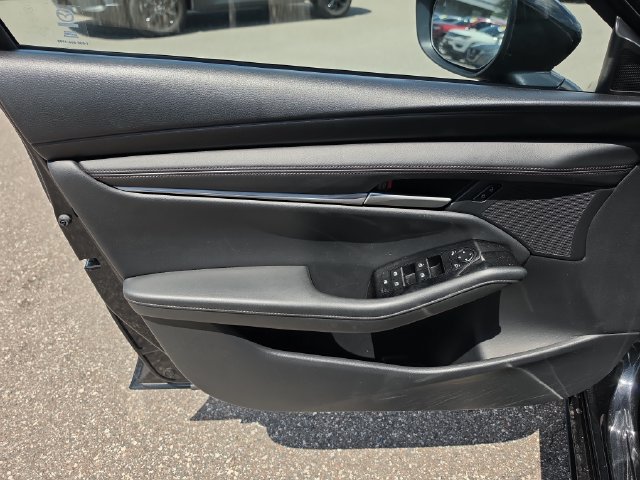 Certified 2025 MAZDA MAZDA3 s FWD image 16