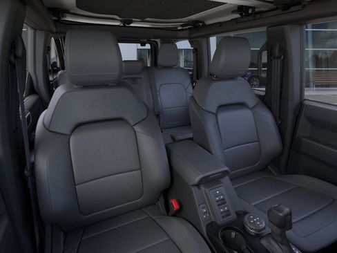 New 2026 Ford Bronco Badlands image 11