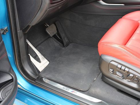 Used 2018 BMW X6 M image 63