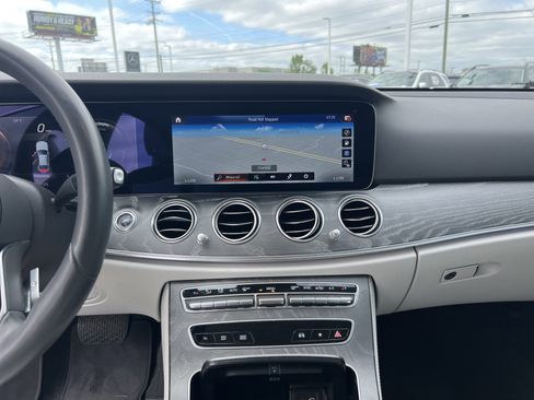 Used 2022 Mercedes-Benz E 350 Sedan w/ Driver Assistance Package image 30