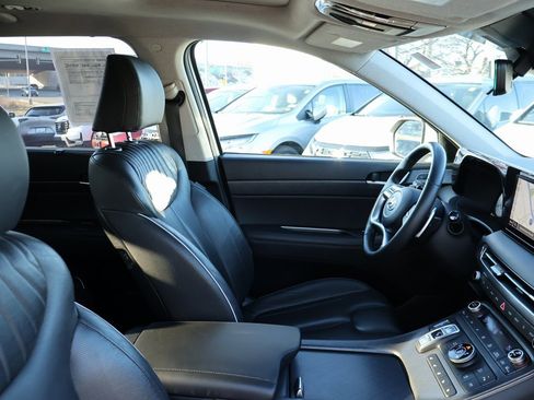 Used 2023 Hyundai Palisade Limited image 8