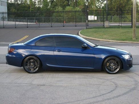 Used 2012 BMW 335is Convertible image 9
