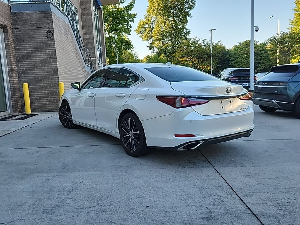 Used 2022 Lexus ES 350 w/ Premium Package FWD image 3