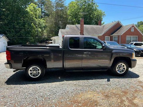 Used 2011 Chevrolet Silverado 1500 LS RWD image 20