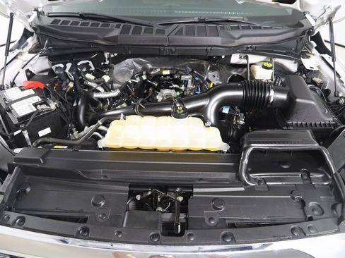 Used 2022 Ford F150 XLT w/ XTR Package image 42