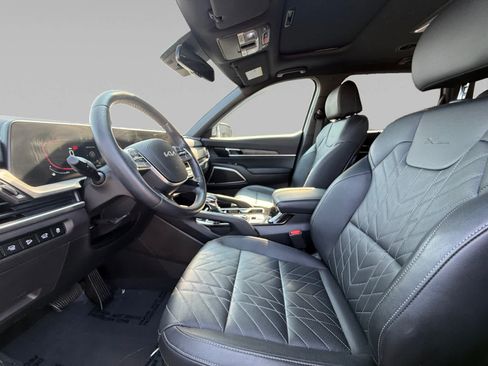 Used 2024 Kia Telluride EX X-Line AWD/4WD image 11
