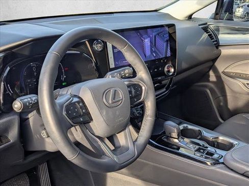 Used 2025 Lexus NX 350h AWD w/ Premium Package image 12