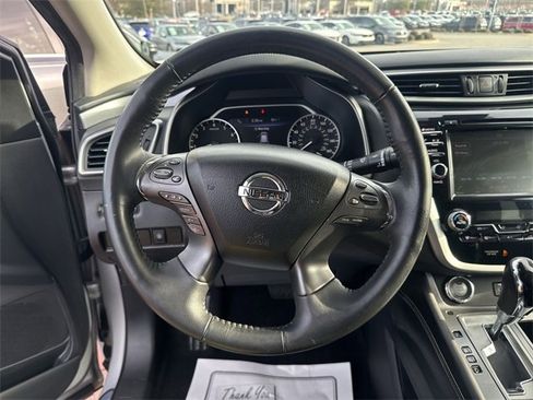 Used 2020 Nissan Murano SV image 15