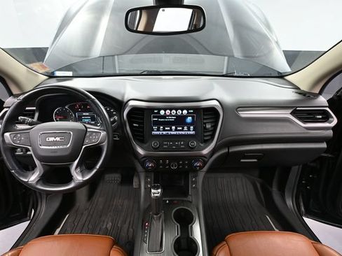 Used 2017 GMC Acadia SLT w/ LPO, Floor Liner Package AWD/4WD image 26