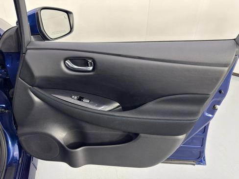 Used 2021 Nissan Leaf SV image 37