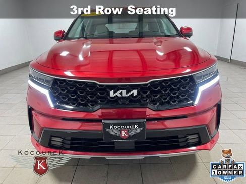 Used 2023 Kia Sorento SX Prestige image 2