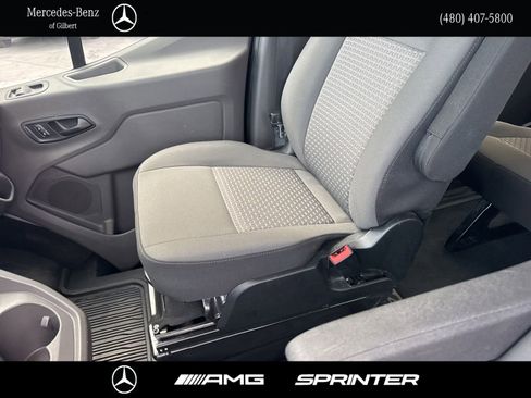 Used 2024 Ford Transit 350 XLT RWD image 23