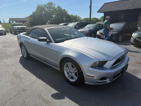 Used 2014 Ford Mustang Convertible w/ Equipment Group 102A RWD image 2