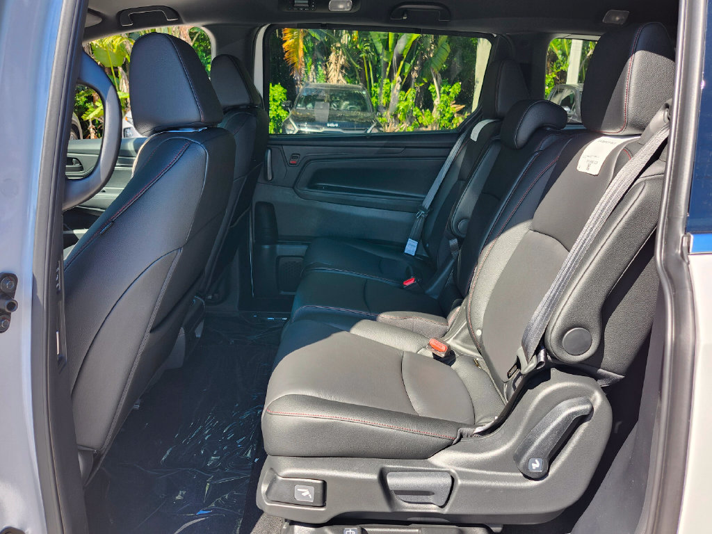 New 2027 Honda Odyssey Sport-L image 6
