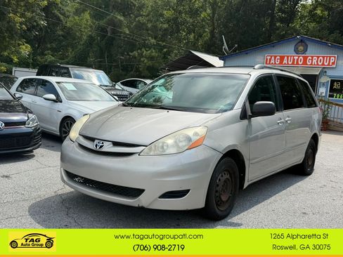 Used 2008 Toyota Sienna LE FWD image 1