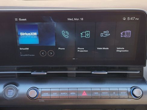 Used 2025 Hyundai Kona SEL image 12