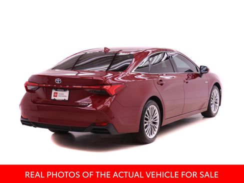 Certified 2021 Toyota Avalon Limited w/ Advanced Safety Package FWD image 2