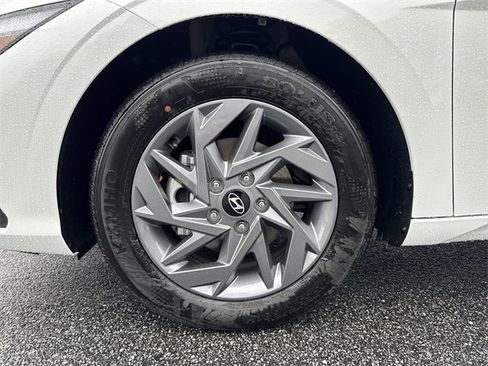 New 2026 Hyundai Elantra Blue image 11