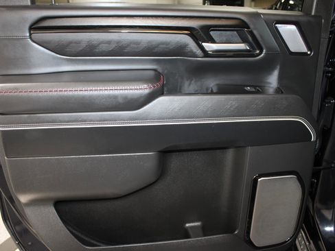 Used 2025 GMC Sierra 2500 AT4X w/ AT4X AEV Edition AWD/4WD image 29